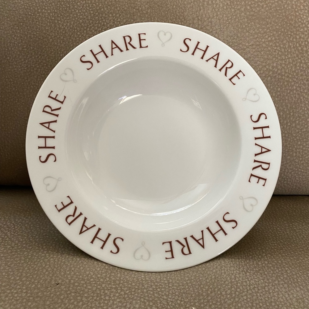 The Pampered Chef 2015 Share Bowl